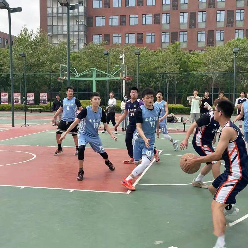 球员分享在全球杯篮球比赛中的感悟