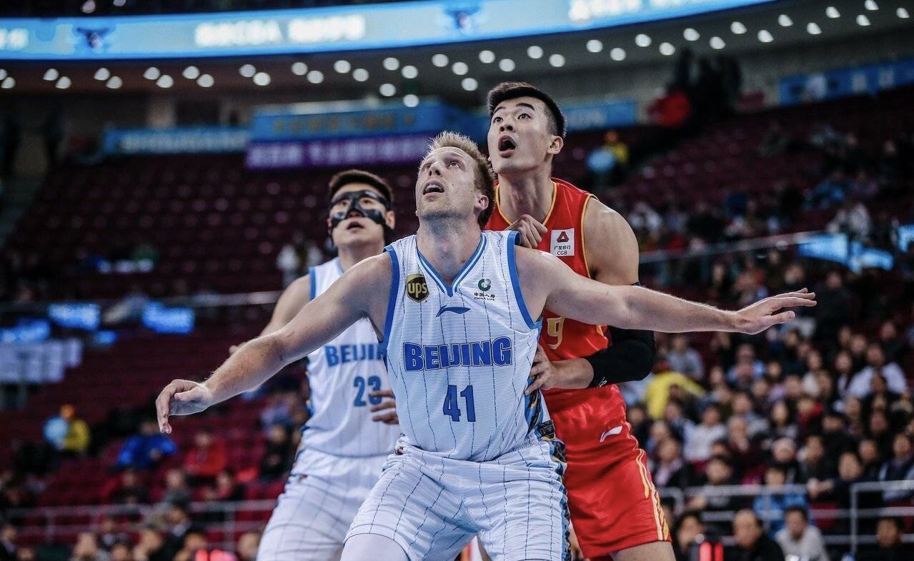 十连胜终结,球队连败暗藏不稳因素的简单介绍 十连胜终结,球队连败暗藏不稳因素的简单介绍