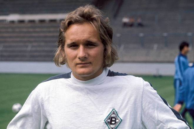 开云体育官方入口-门兴格拉德巴赫客场大胜，继续高歌的简单介绍