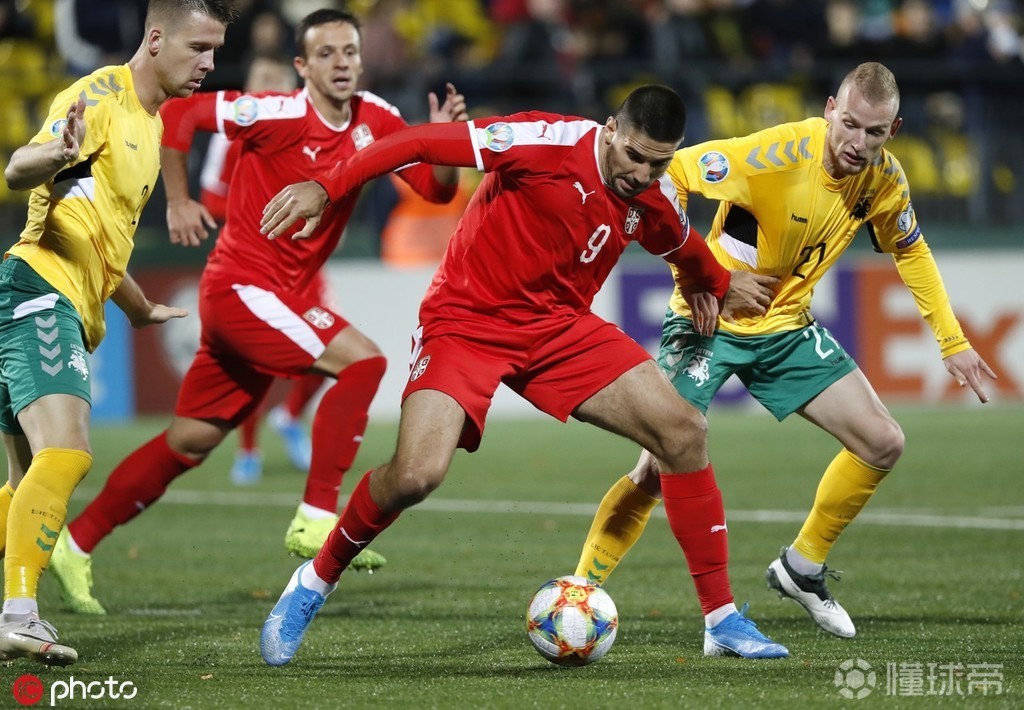 开云体育官网入口-塞尔维亚国家队轻取对手，稳定晋级