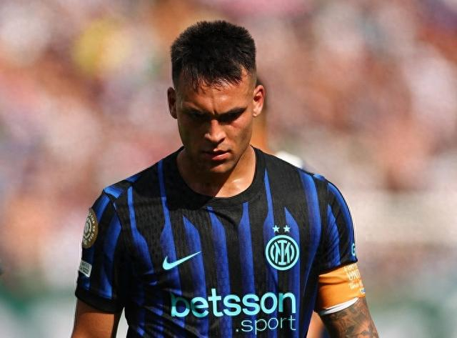 包含国米中场大将受伤，或将缺席下轮比赛的词条