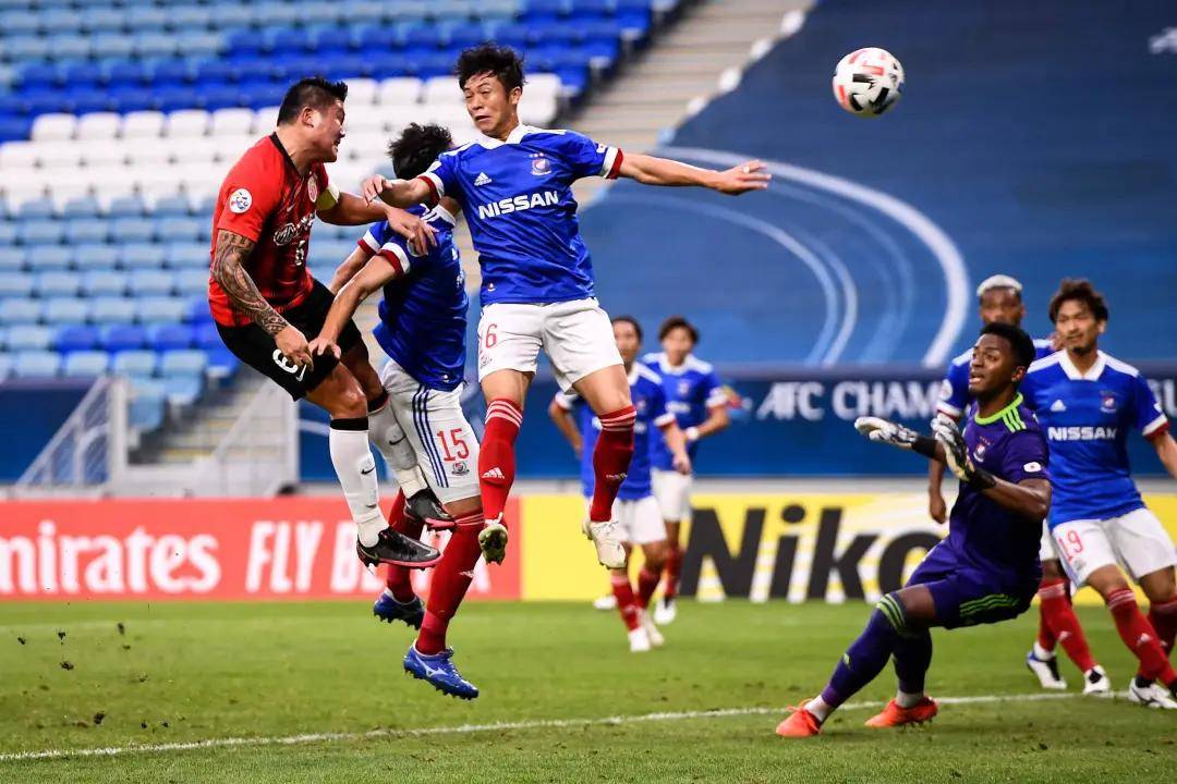 韩国球队在亚冠比赛中大获全胜，完美表现